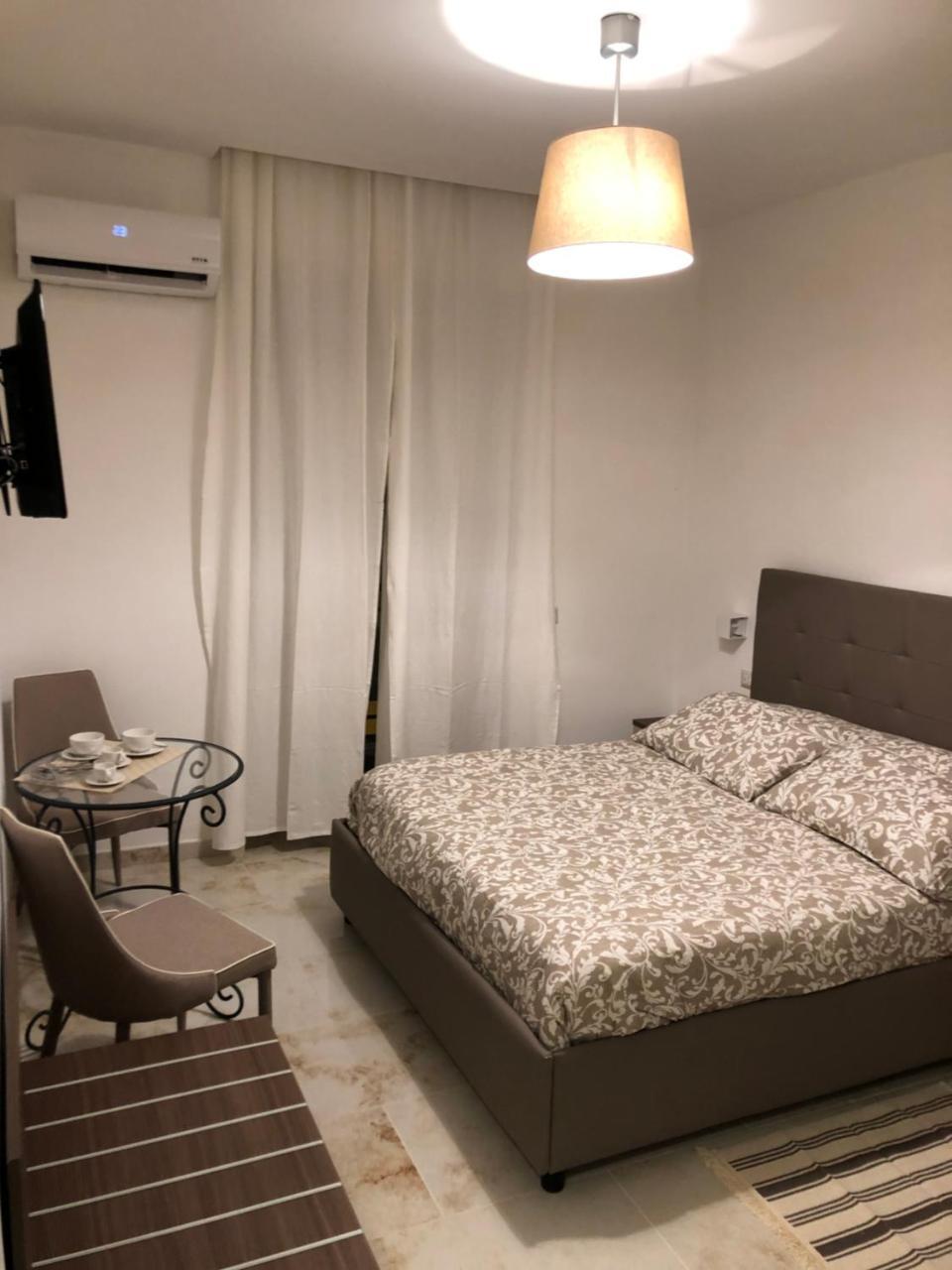 Antonietta De Pace Rooms By Napoli Milionaria B&B Nápoles Exterior foto
